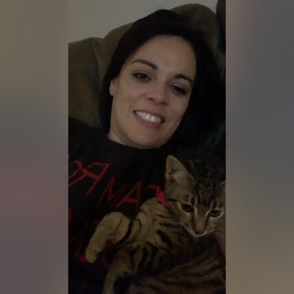 Meet your Posher, Lisa